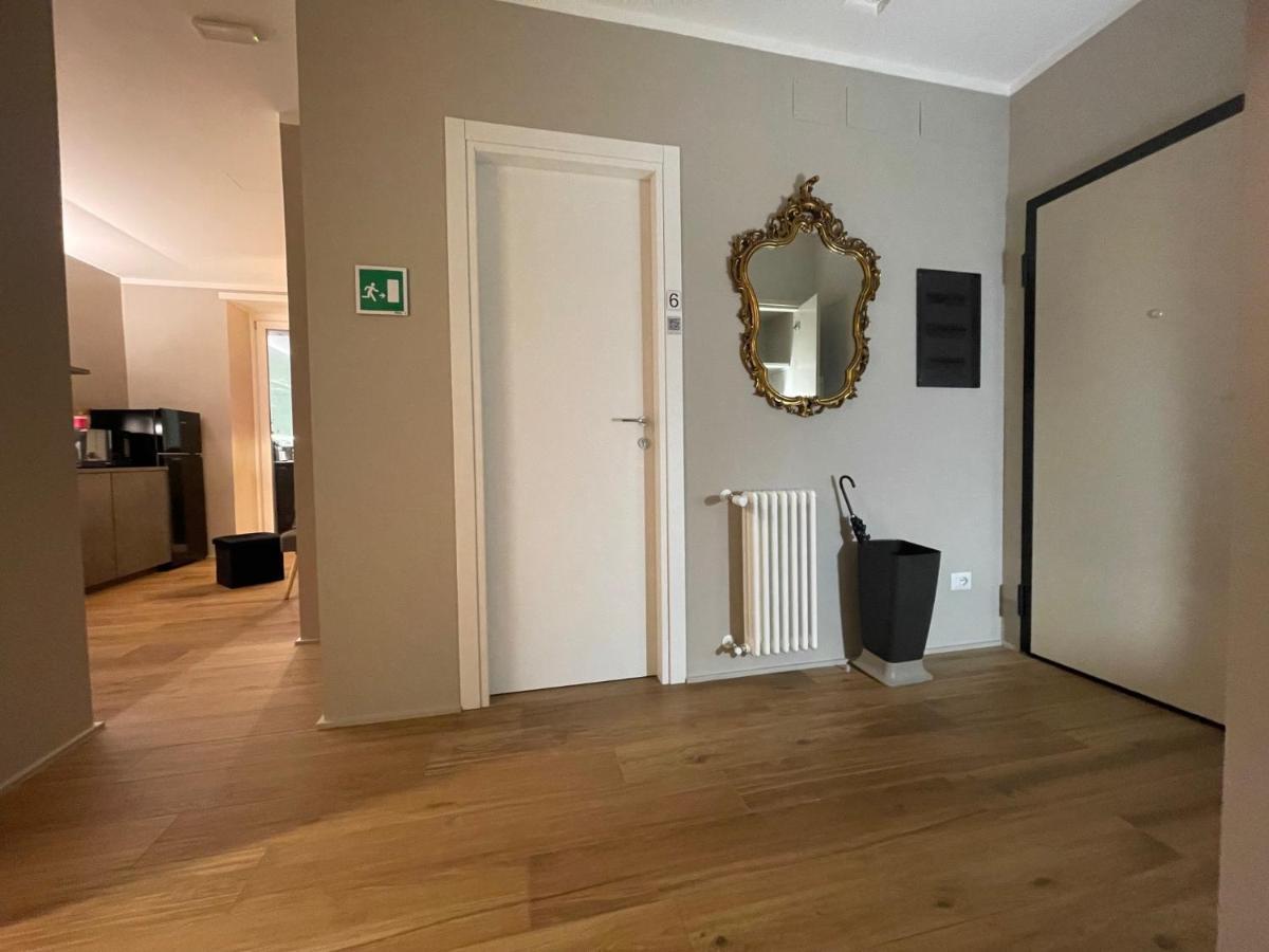 Hotel Lucrino 45 By Ale à Rome Extérieur photo
