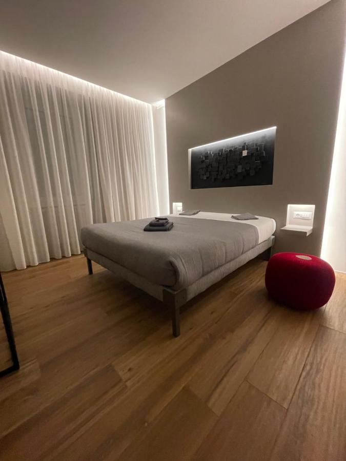 Hotel Lucrino 45 By Ale à Rome Extérieur photo