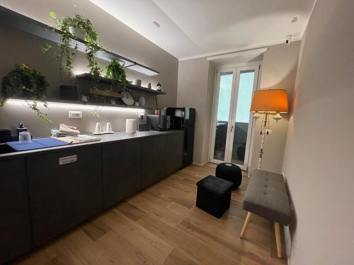 Hotel Lucrino 45 By Ale à Rome Extérieur photo